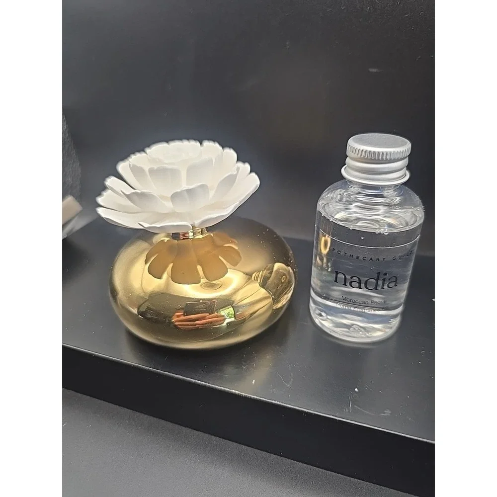 Nadia‎ Luxury Porcelain Diffuser And Oil. Moroccan Peony